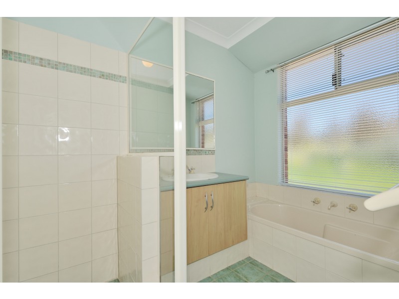 29 Shorthorn Pass, Lower Chittering WA 6084