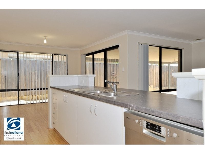 48 Ardmore Parade, Ellenbrook WA 6069
