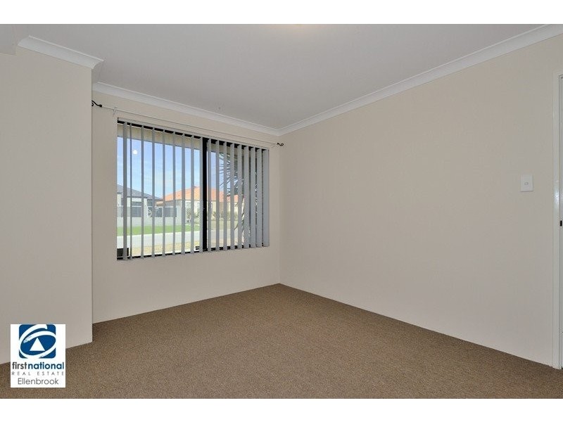 48 Ardmore Parade, Ellenbrook WA 6069