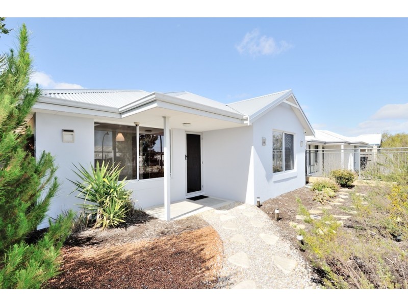 116 Elmridge Parkway, Ellenbrook WA 6069