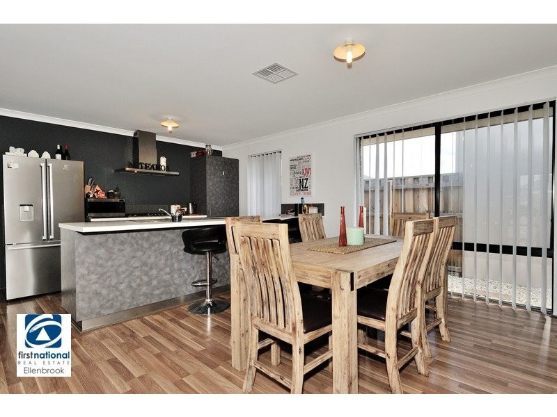 1 Powlett Link, Ellenbrook WA 6069