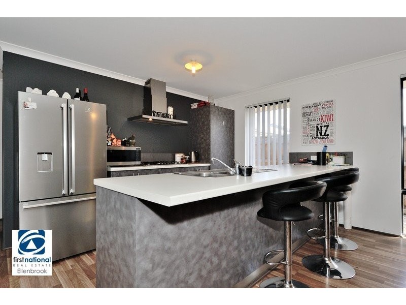 1 Powlett Link, Ellenbrook WA 6069