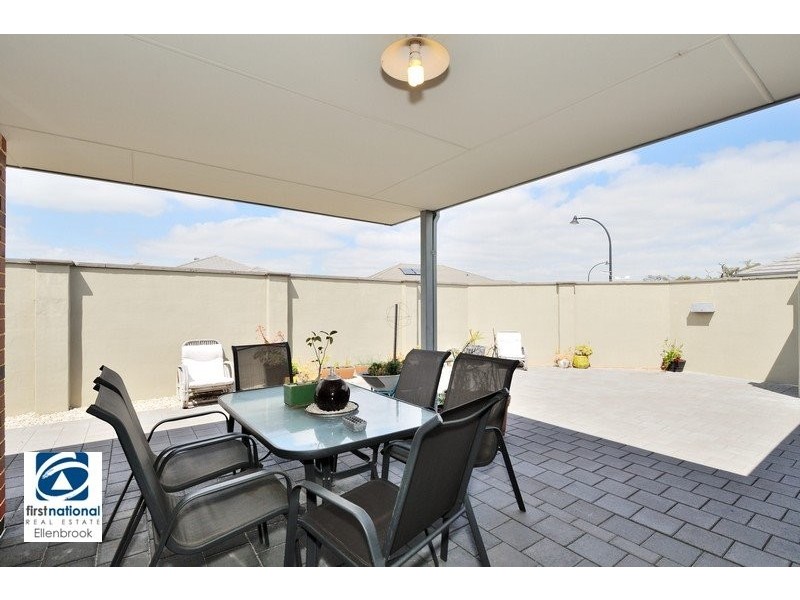 1 Powlett Link, Ellenbrook WA 6069