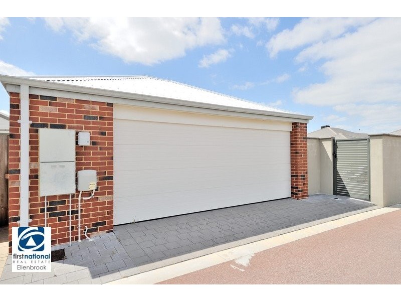 1 Powlett Link, Ellenbrook WA 6069