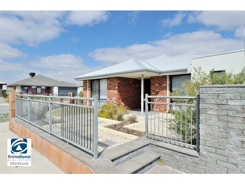 1 Powlett Link, Ellenbrook WA 6069