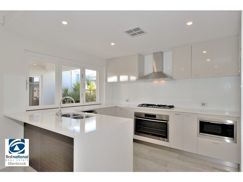 48 Jennapullin Crescent, Ellenbrook WA 6069