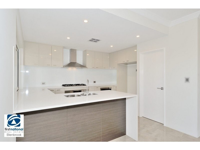 48 Jennapullin Crescent, Ellenbrook WA 6069