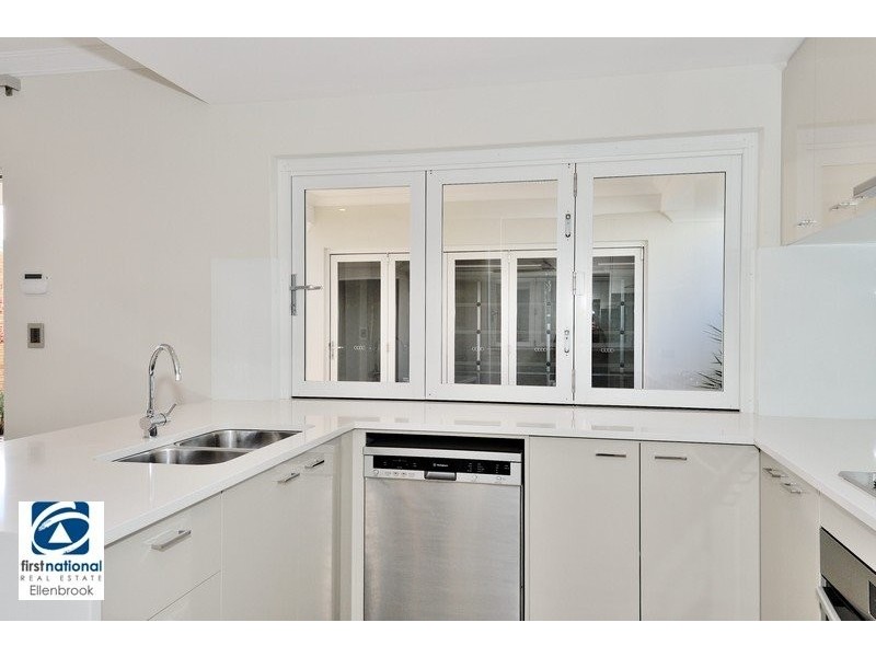 48 Jennapullin Crescent, Ellenbrook WA 6069