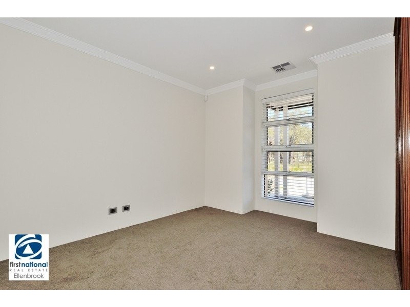 48 Jennapullin Crescent, Ellenbrook WA 6069