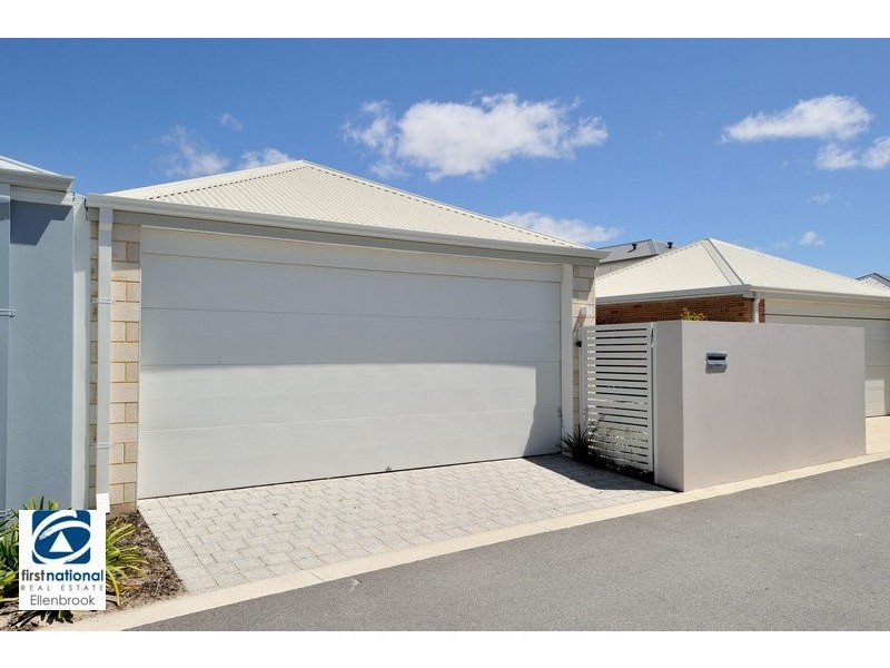 48 Jennapullin Crescent, Ellenbrook WA 6069