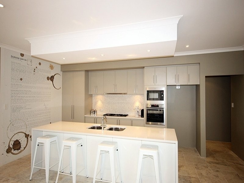 18 Adlington Way, The Vines WA 6069