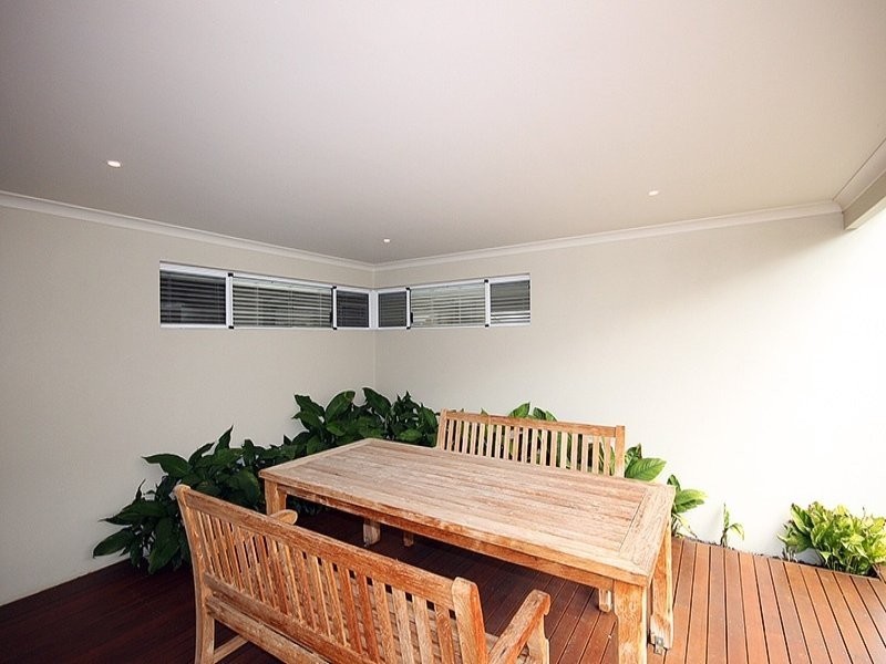 18 Adlington Way, The Vines WA 6069