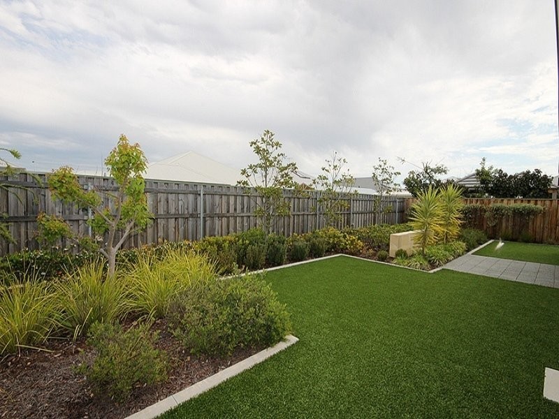 18 Adlington Way, The Vines WA 6069