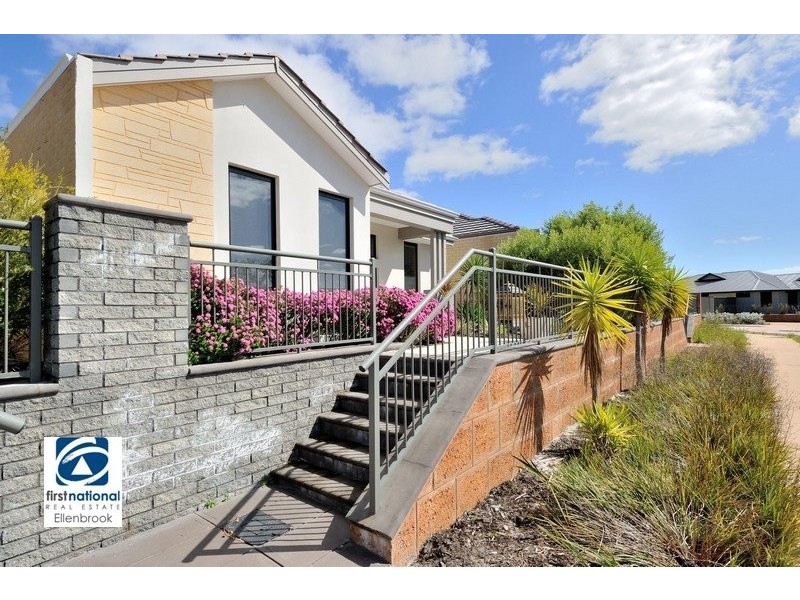 61 Grassdale Parkway, Ellenbrook WA 6069