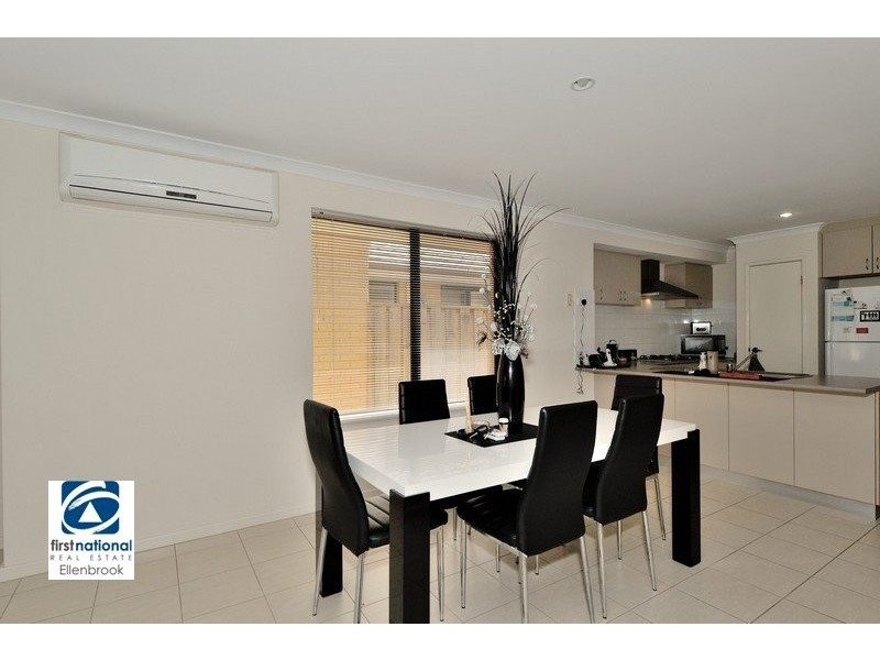 61 Grassdale Parkway, Ellenbrook WA 6069