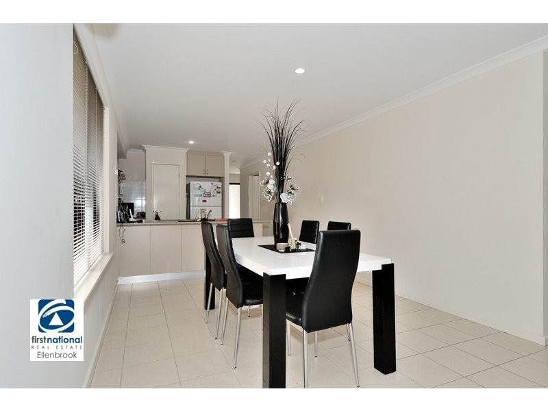 61 Grassdale Parkway, Ellenbrook WA 6069