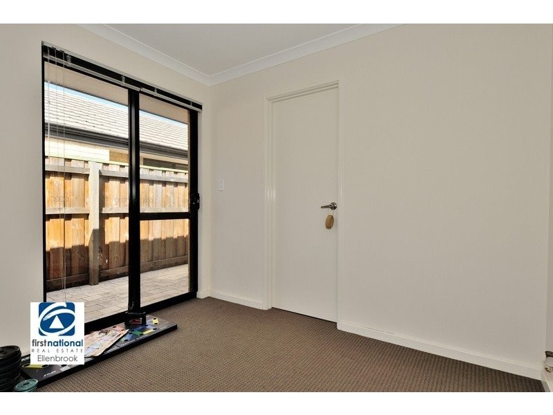 61 Grassdale Parkway, Ellenbrook WA 6069