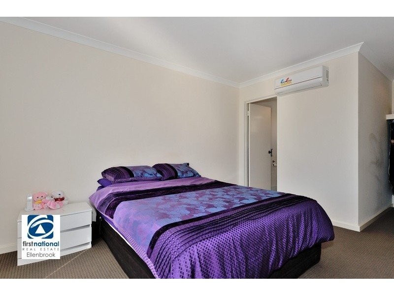 61 Grassdale Parkway, Ellenbrook WA 6069