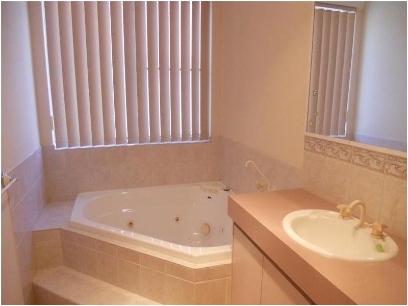 12 Dawnview Rise, Ellenbrook WA 6069