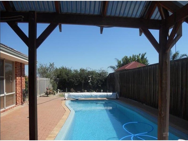 12 Dawnview Rise, Ellenbrook WA 6069