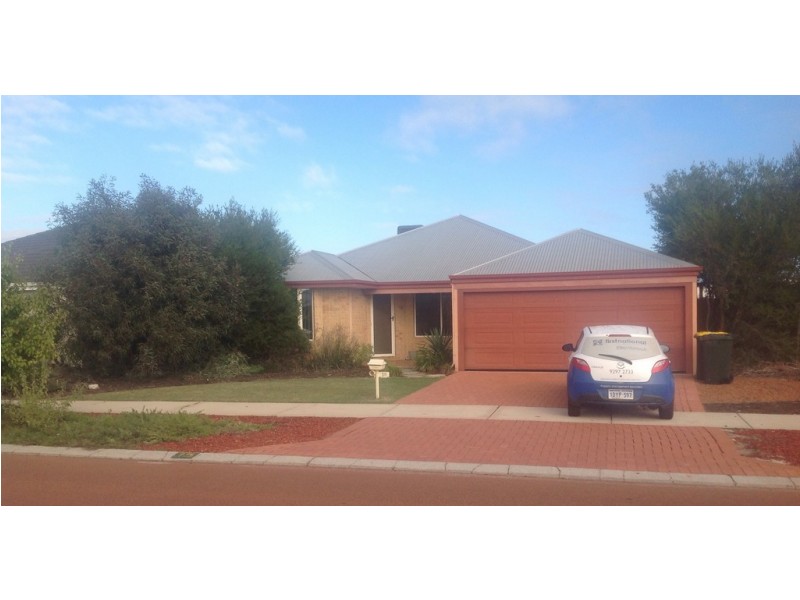 15 Birkett Circle, Ellenbrook WA 6069