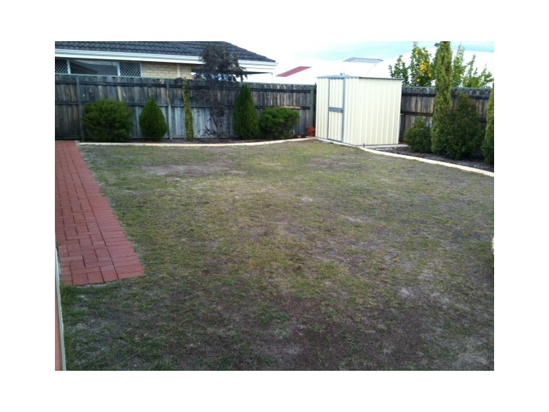 15 Birkett Circle, Ellenbrook WA 6069