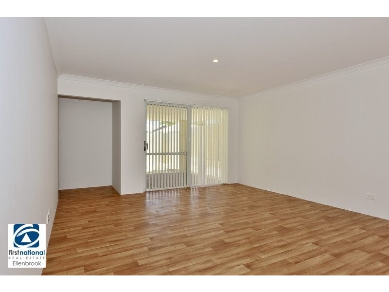 2/3 Cadogan Outlook, Ellenbrook WA 6069