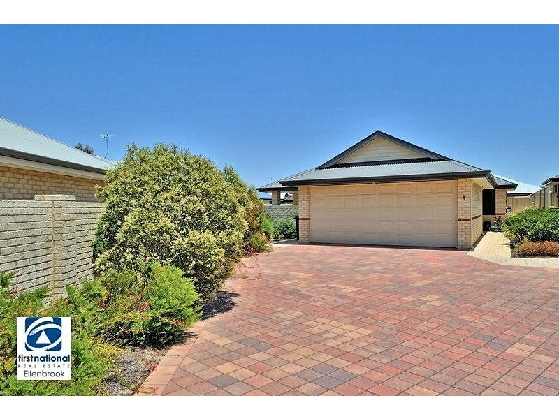 8A Barnfield Drive, Ellenbrook WA 6069