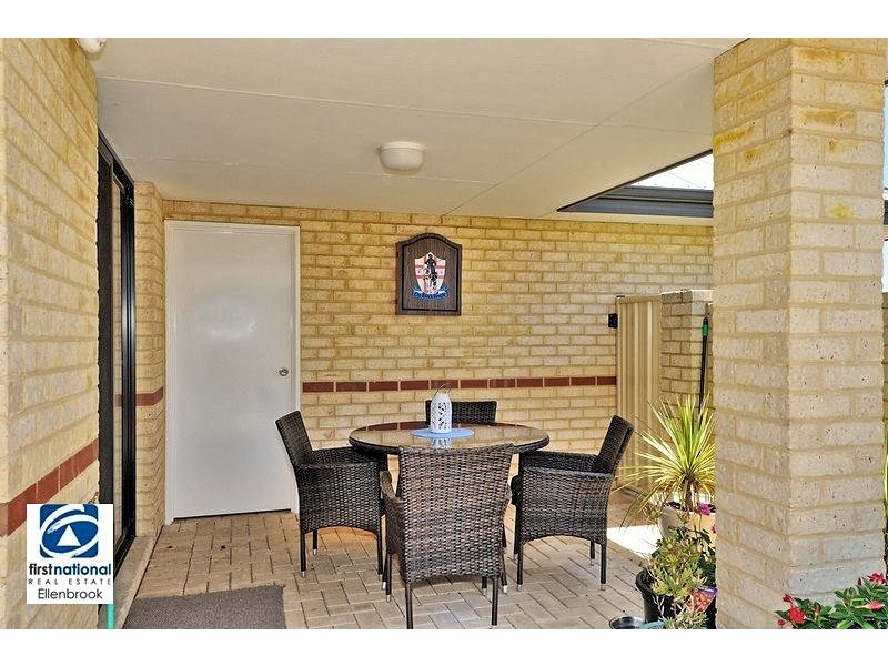 8A Barnfield Drive, Ellenbrook WA 6069