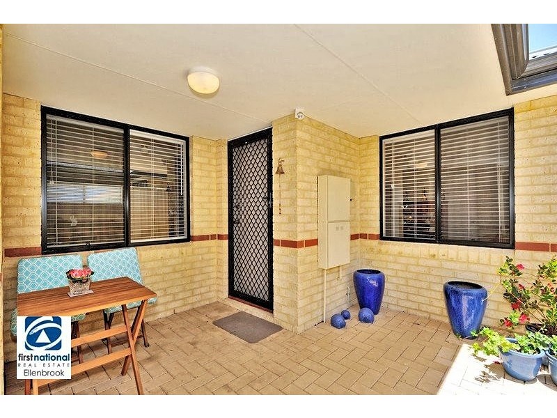 8A Barnfield Drive, Ellenbrook WA 6069