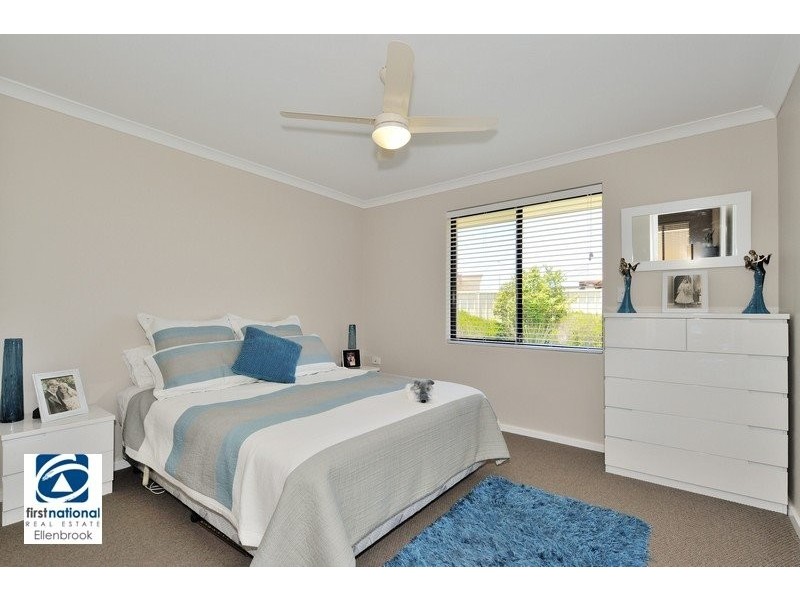 8A Barnfield Drive, Ellenbrook WA 6069