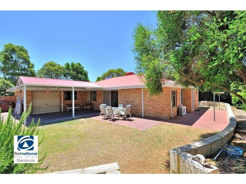 13 Golden Retreat, Bullsbrook WA 6084