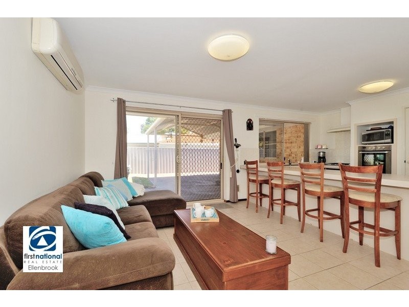 13 Golden Retreat, Bullsbrook WA 6084