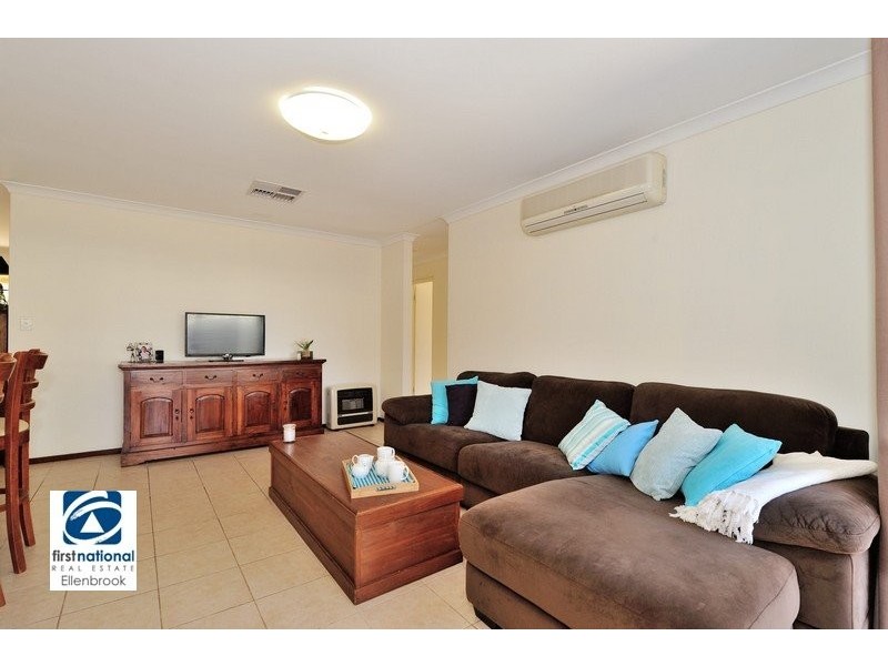 13 Golden Retreat, Bullsbrook WA 6084