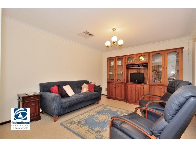 13 Golden Retreat, Bullsbrook WA 6084