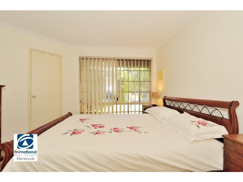 13 Golden Retreat, Bullsbrook WA 6084