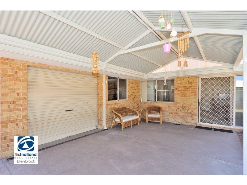 13 Golden Retreat, Bullsbrook WA 6084