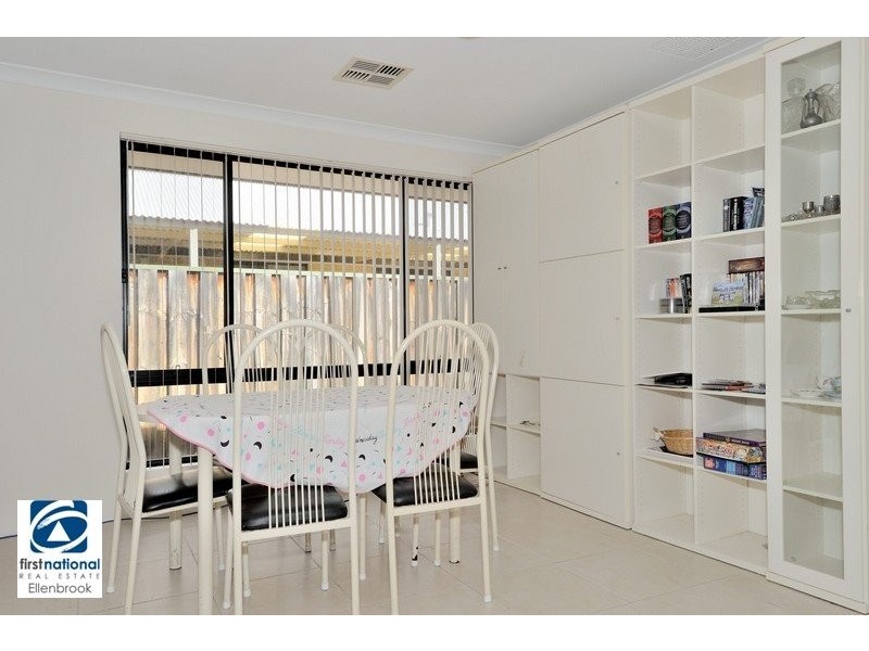10 Heathland Terrace, Ellenbrook WA 6069