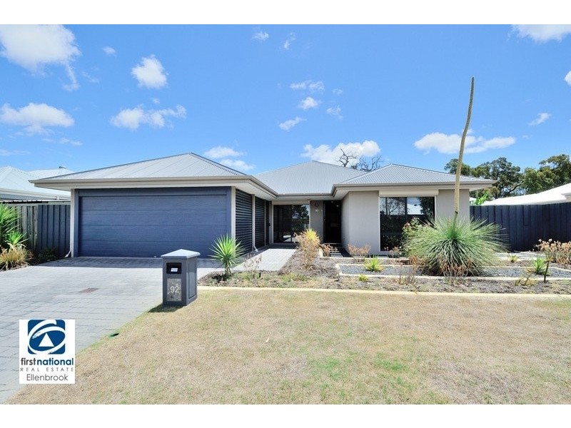 92 Lomas Circle, Ellenbrook WA 6069