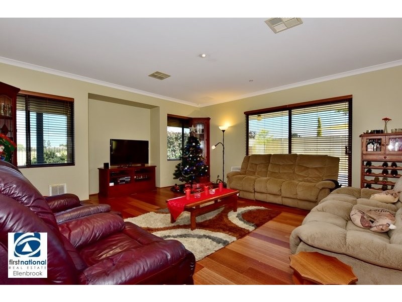 44 Westgrove Drive, Ellenbrook WA 6069