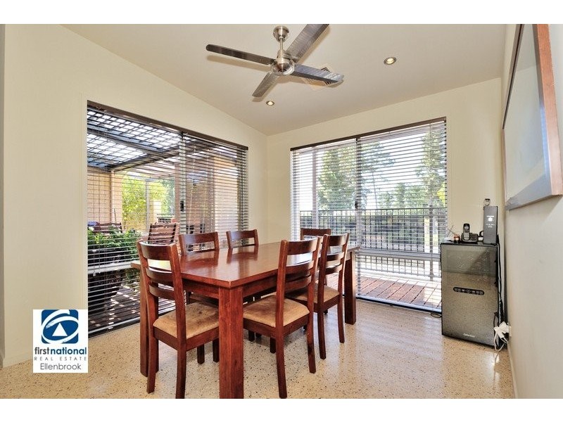 29 Bundaleer Avenue, Ellenbrook WA 6069