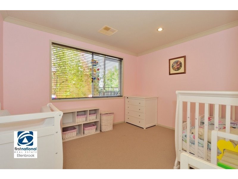 29 Bundaleer Avenue, Ellenbrook WA 6069