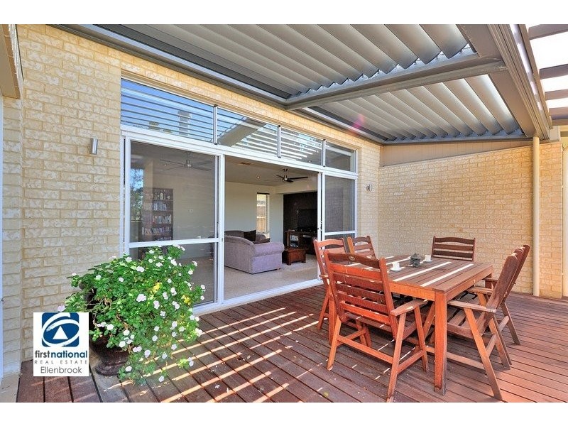 29 Bundaleer Avenue, Ellenbrook WA 6069