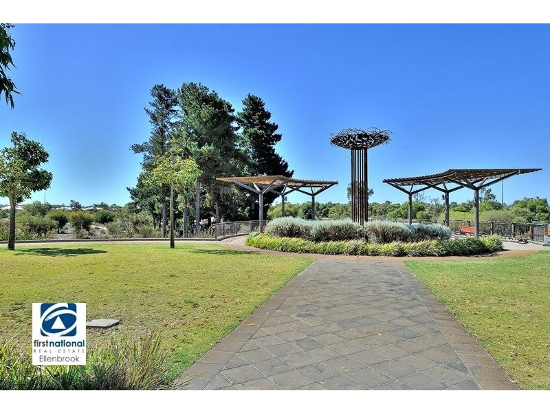 29 Bundaleer Avenue, Ellenbrook WA 6069