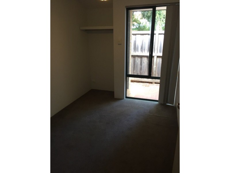 2 Kyeema Way, Ellenbrook WA 6069