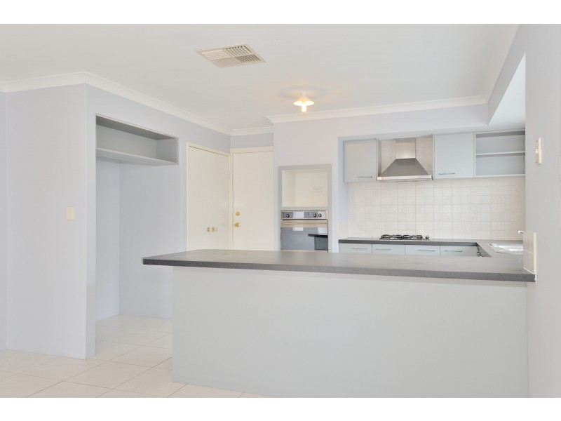 11 Corich Pass, Aveley WA 6069