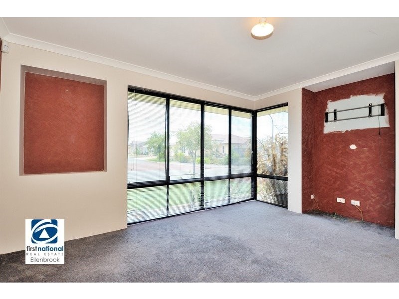11 Corich Pass, Aveley WA 6069