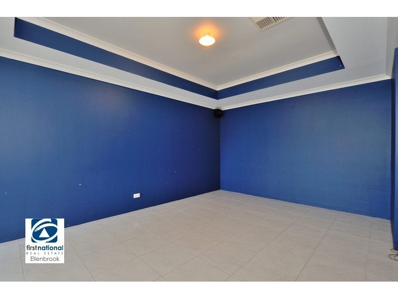 11 Corich Pass, Aveley WA 6069