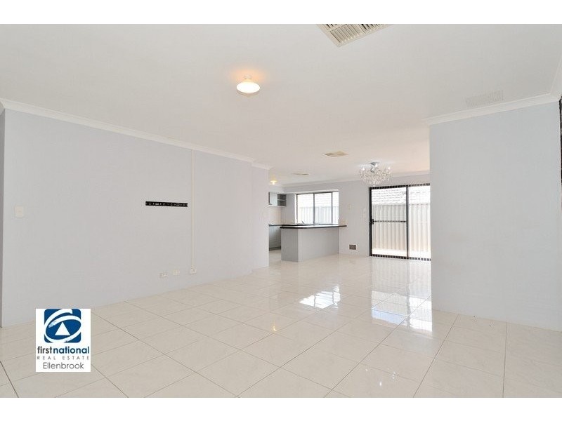 11 Corich Pass, Aveley WA 6069