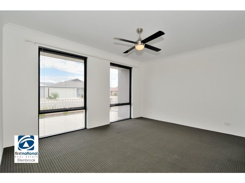 24 Cheriton Avenue, Ellenbrook WA 6069